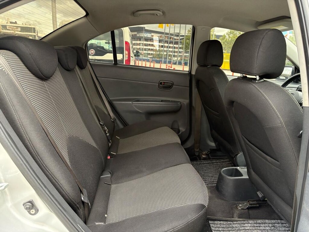 Hyundai Accent Era 1.4 Team(ov) OTOMATİK - 11