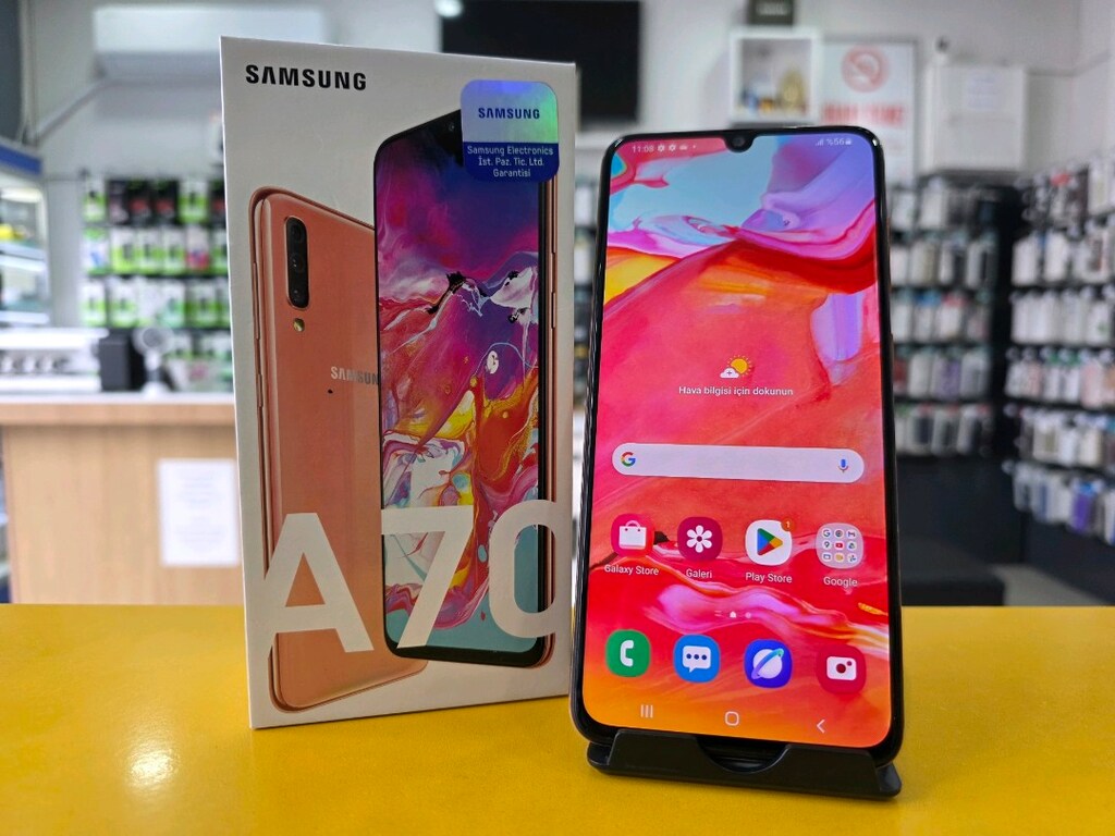 Samsung A70, 128GB 6GB Ram, Tertemiz ve Sorunsuz. Mercan Renk - 2