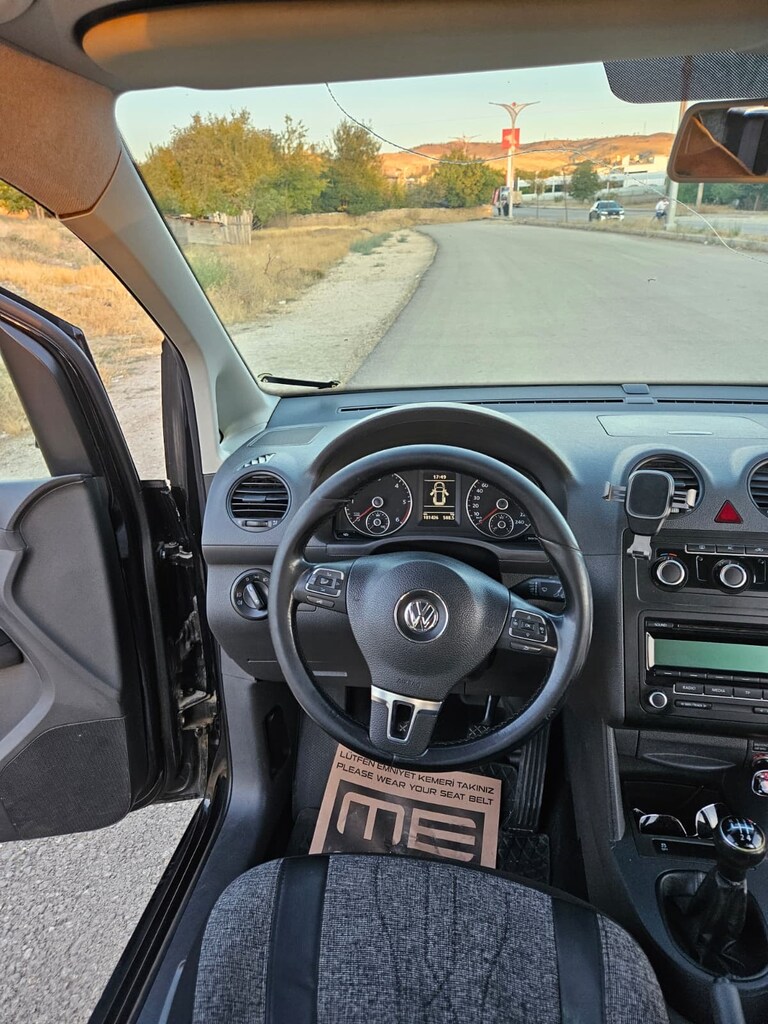 2011 model 1.6 tdi trendline 182 binde - 18