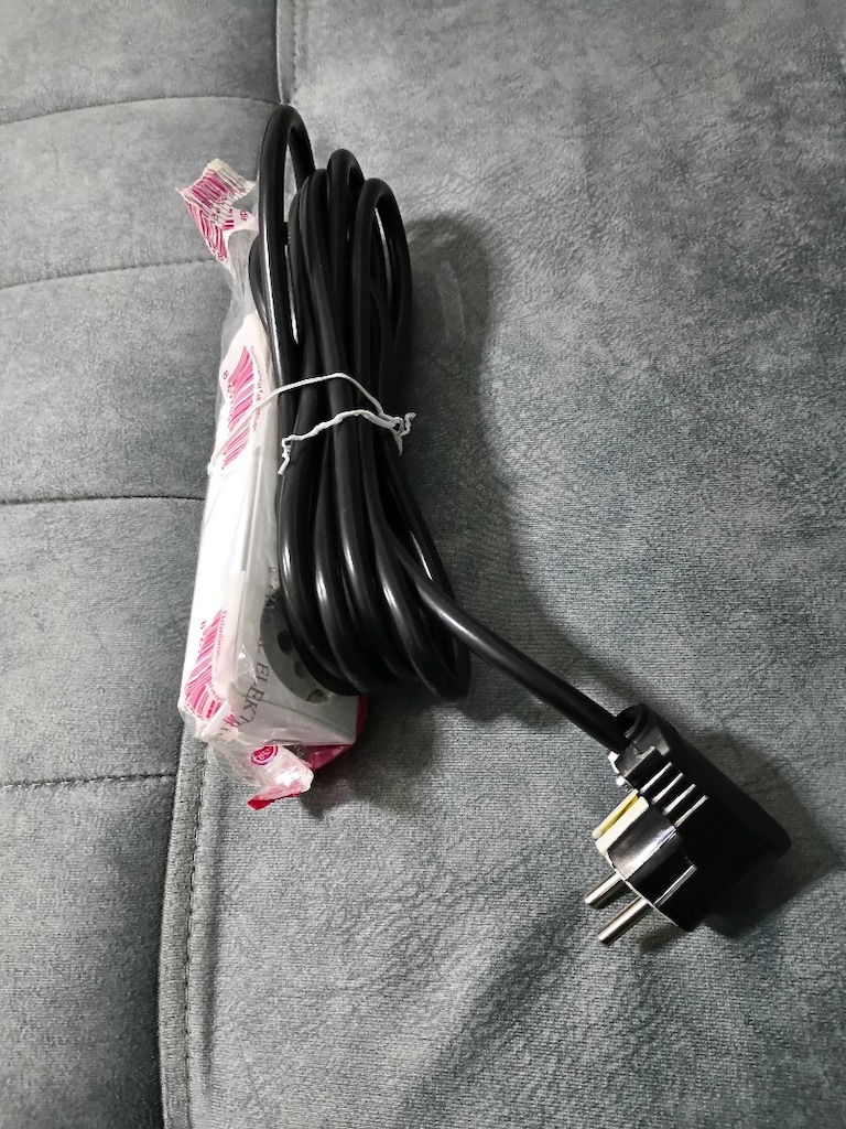 3 lü seyyar priz anahtarlı 2.5 metre kaliteli malzeme - 6