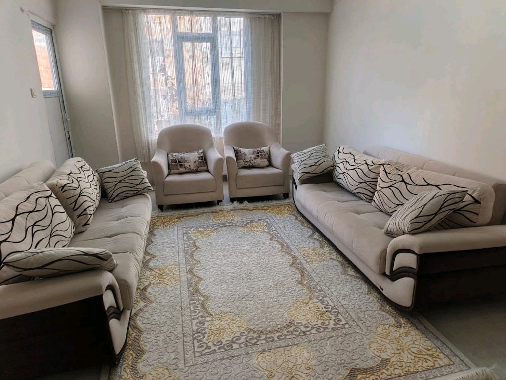 Koltuk Takımı+ Halısı - 2
