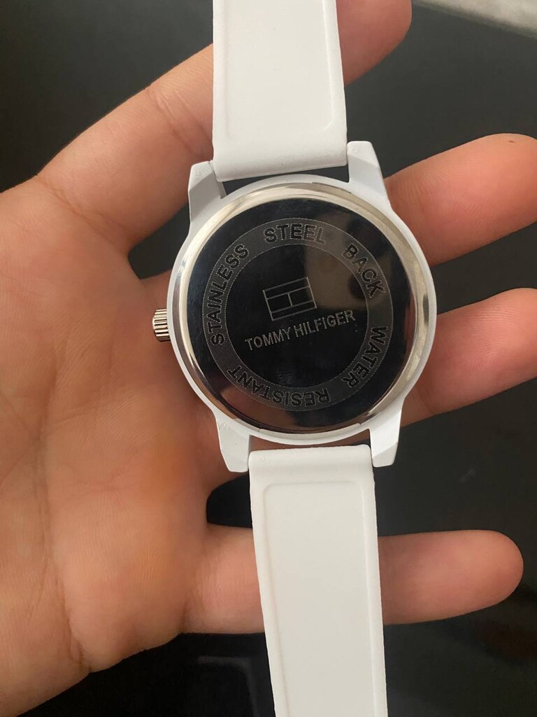 sıfır & kutulu Tommy Hilfiger Erkek Kol Saati - Silikon Kordon - 3