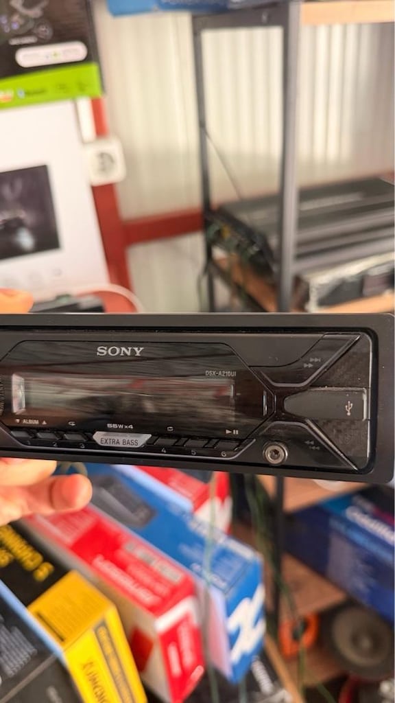 Sony teyp tek amfi çıkışlı 1-2 ay kullanılmış nokta hatasız usb aux me - 3