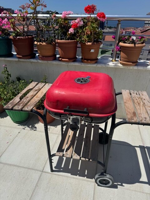 Ayaklı Barbekü Mangal