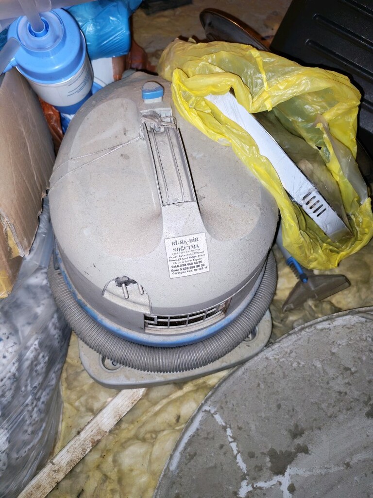 ELEKTRİK SÜPÜRGE Sİ YIKAMA SİSTEMİ VARDIR YER BUCA - 3