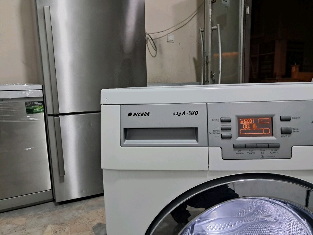 sıfır gibi arcelik 8kloluk camaşır makinesi 8.500tl - 12