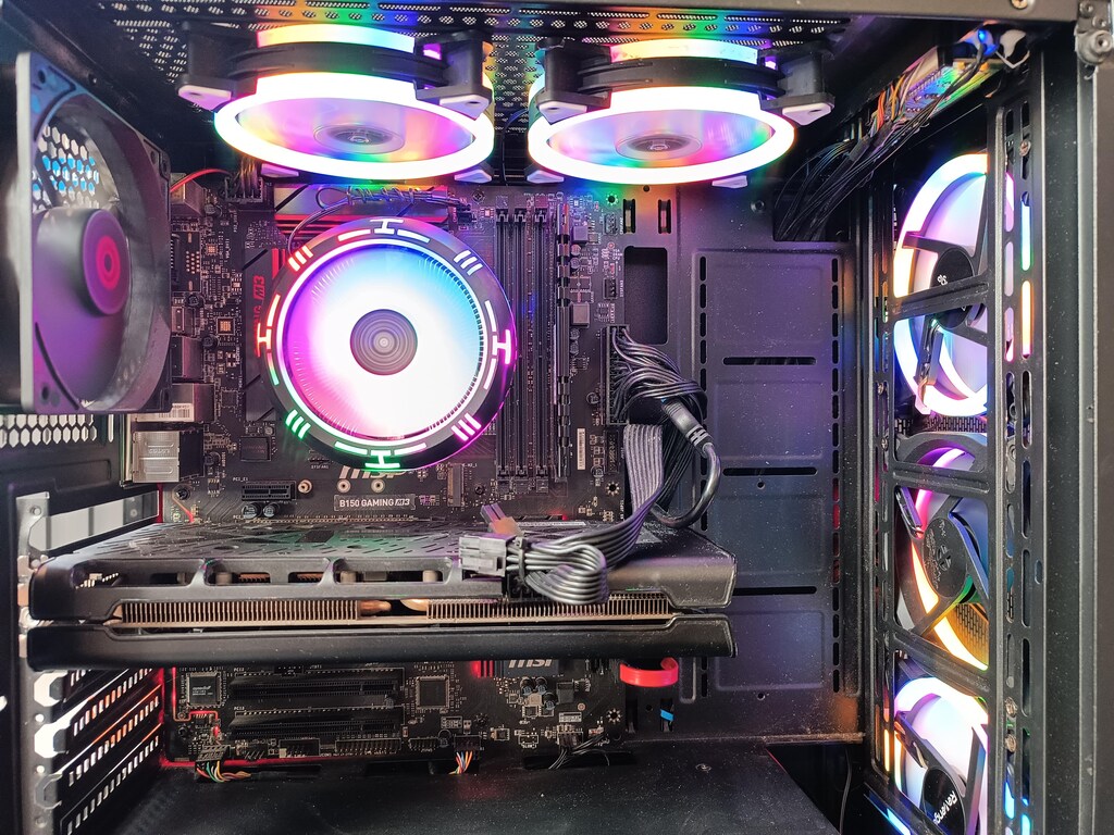 MASTER RX5600XT 6GB GPU/İNTEL İ7 6700K CPU/256GB SSD/16 GB RAM/GAMİNG - 4