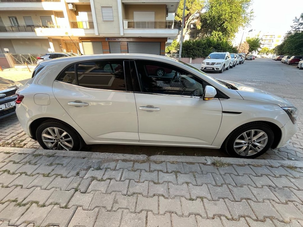 Memurdan Fransız Üretim Otomatik Megane Hb 1.5 dCi 110 Beygir - 9