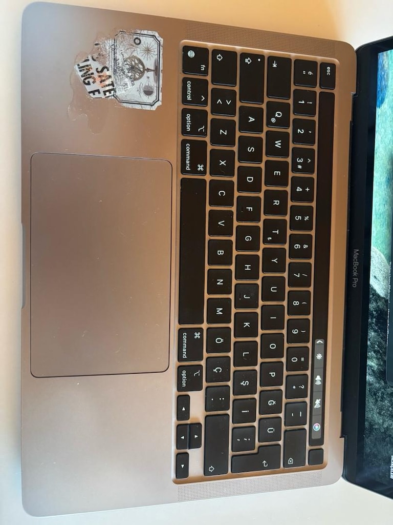 MacBook Pro M2 13" – 16 GB RAM / 256 GB SSD – Kutu & Fatura Tam - 2