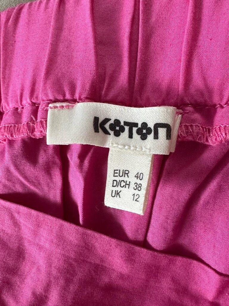 koton kayık yaka fuşya pembe elbise nakış fırfır - 2