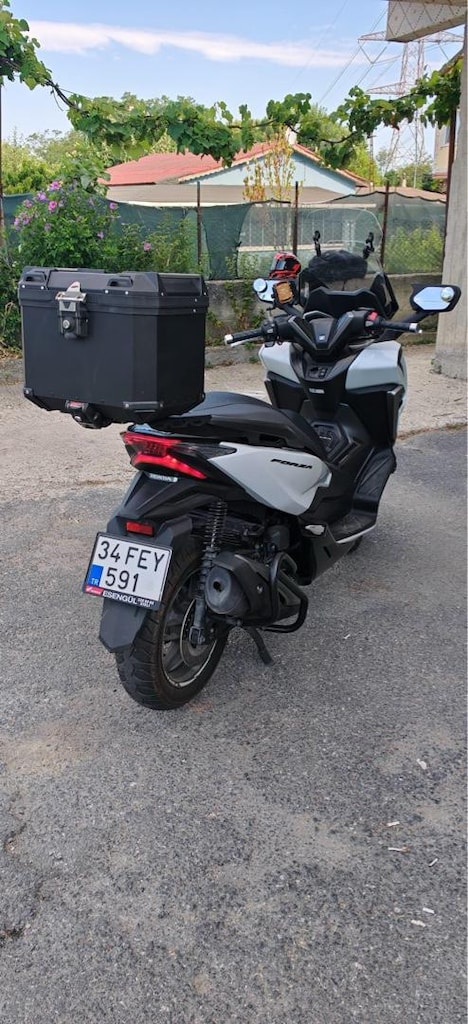 11.000km li HASARSIZ tertemiz ekstralı Honda Forza 250 - 6