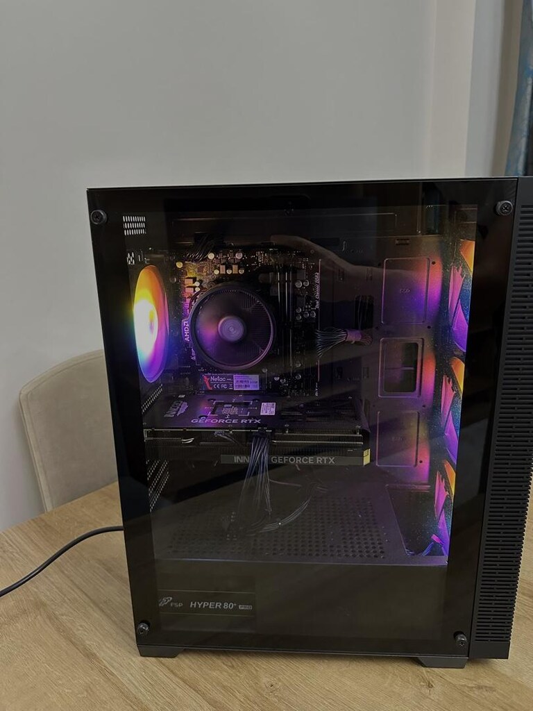 PC Gamer RTX 4060 AMD Ryzen 5 5600X 16GB de RAM 1TB SSD NVME 650W WIFI
