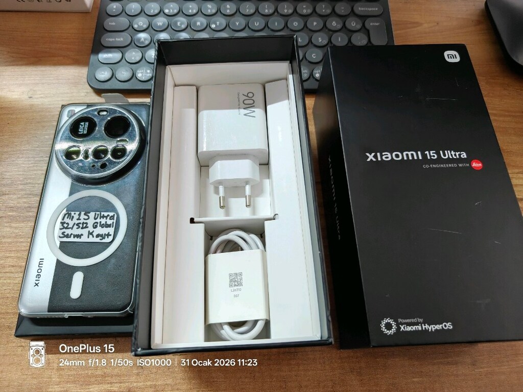 XiaoMi Mi 15 Ultra Global Server Kayıtlı 32/512 GB 8 Gen 4 120X 90W - 4