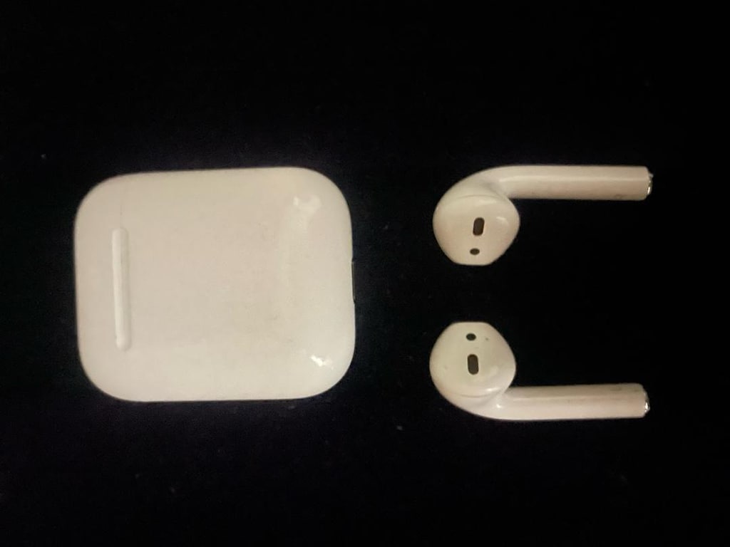 Apple AirPods - 2
