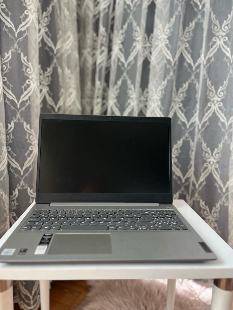 lenovo ıdeapad 3 ( intel İ5)