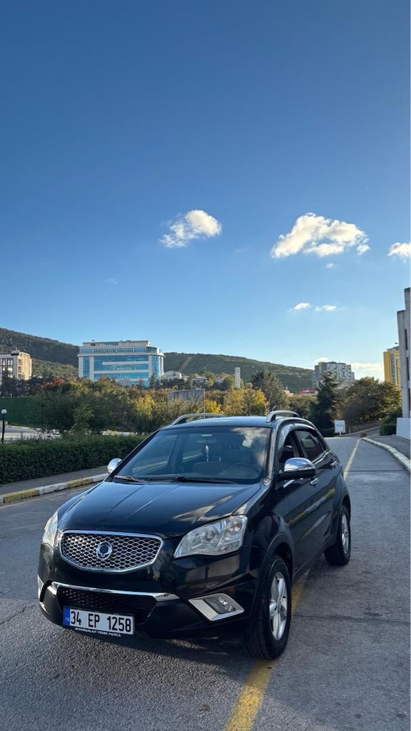 Ssangyong Korando 4x2 Otomatik 189.000 km Emsallerine Göre Çok Temiz - 2