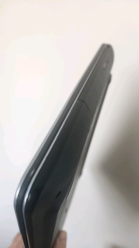 ASUS LAPTOP - 8
