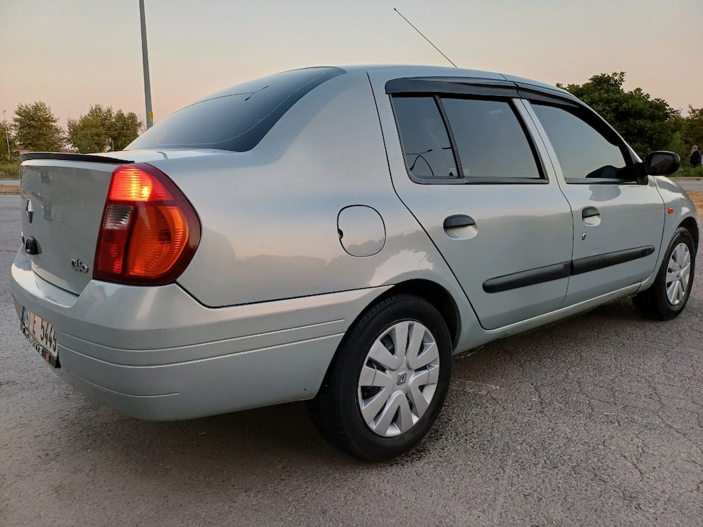 RENAULT CLİO 1.4 KLİMALI TAKAS OLUR FABRİKASYON TAM ORJİNAL - 6