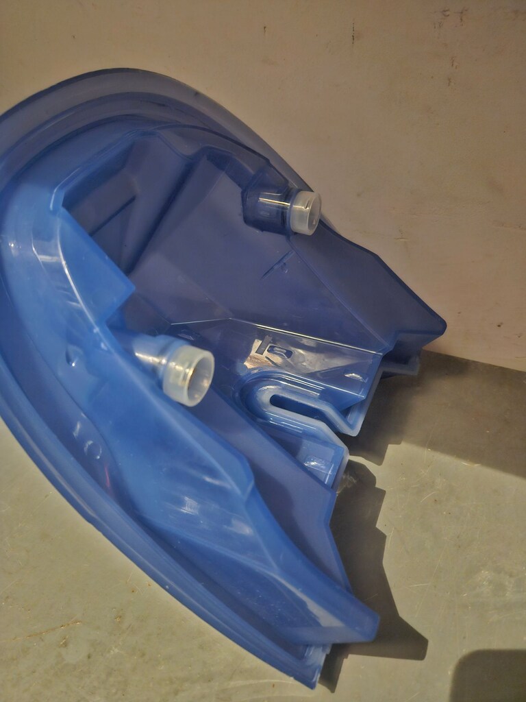 Tefal GV8960 Buhar Kazanlı Ütü Su Haznesi - 3