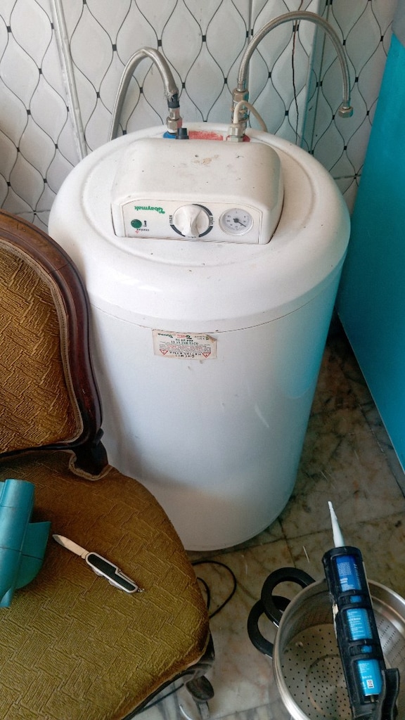 baymak termosifon.65 lt .kentselden sõkildi. - 3