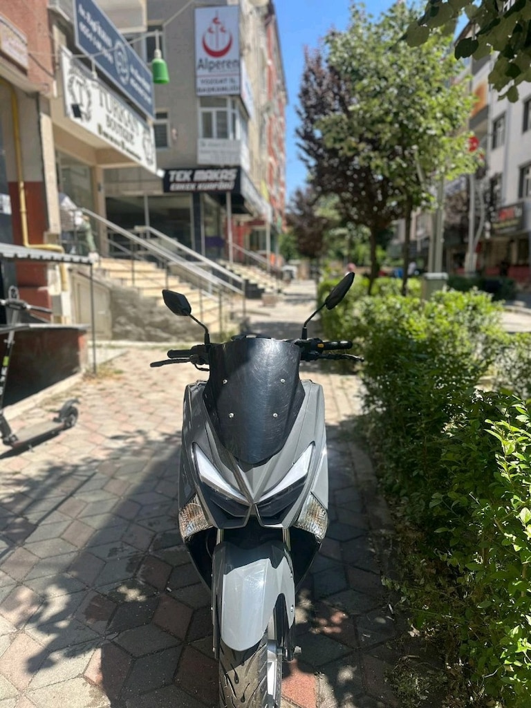 TERTEMİZ SIFIR AYARINDA 300 KM - 2