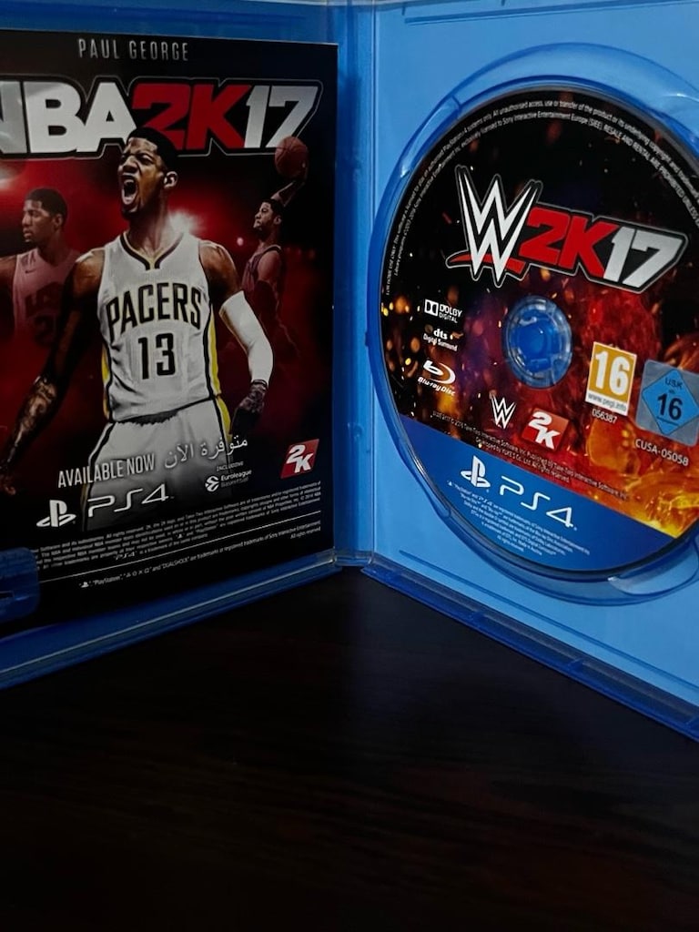 13.04 Ps4 playstation 825 gb depolama yanında pes2021 ve wwe - 3