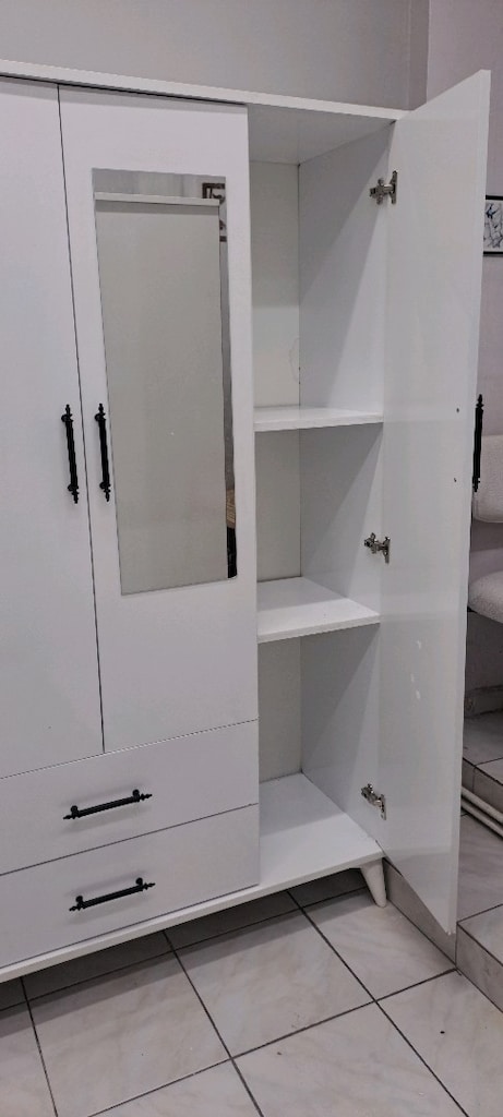 3 Kapaklı Dolap - 4