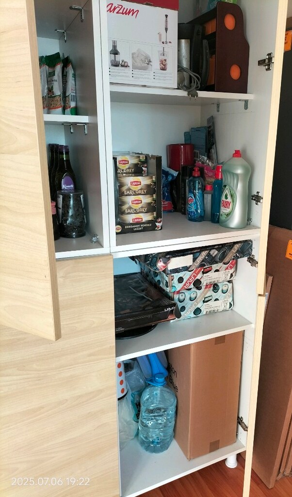 4 kapılı dolap 120/200 kapakları IKEA 120/100 olarak ayrılır - 3