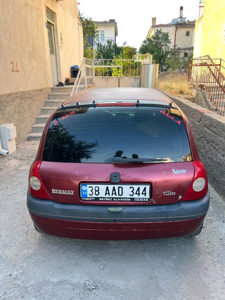 clio 2 99 1.6 - 10