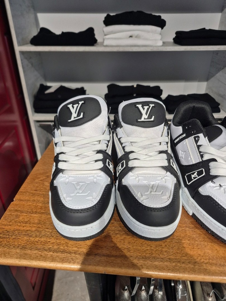 Louis Vuitton A+ kalite cok uygun dükkan taşıyoruz