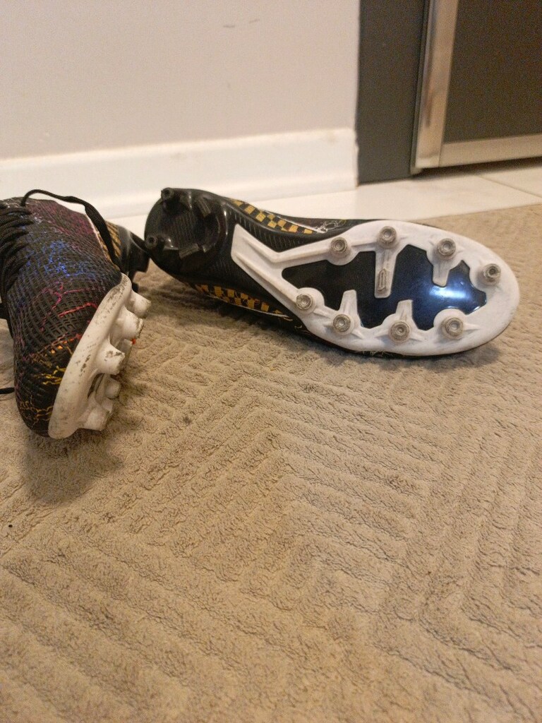 bir kere giyilmiş halı saha ayakkabı - 5