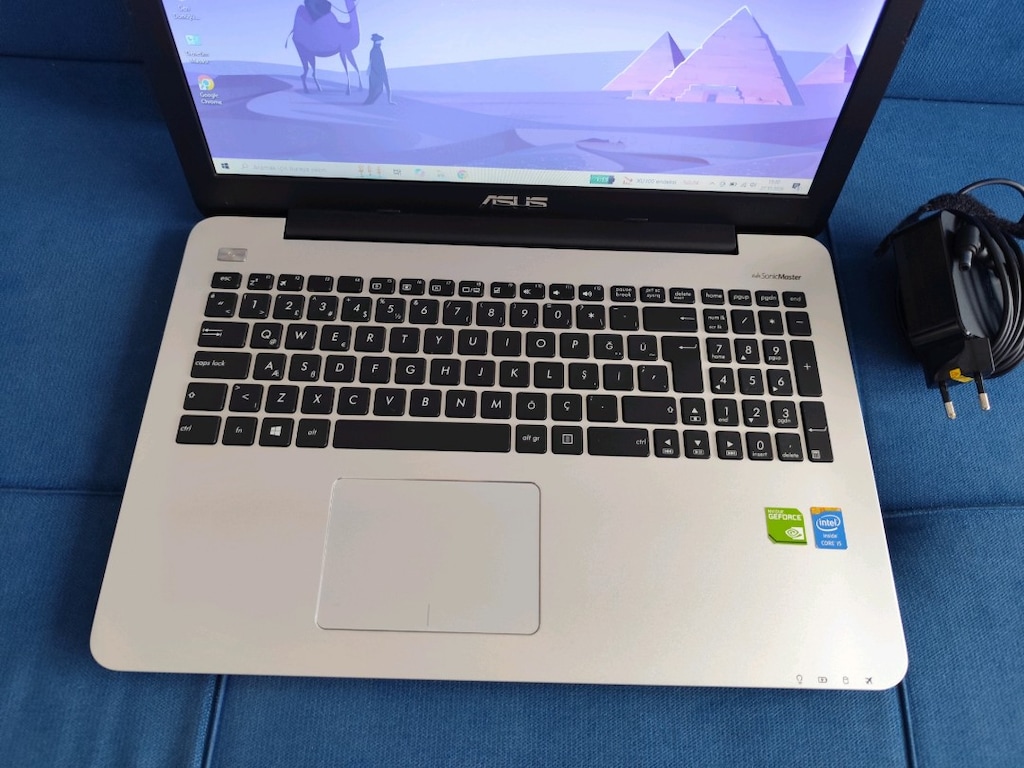 Asus Laptop - İ5 6.Nesil - 12 GB Ram - 2 GB Ekran Kartı + 240 SSD - 10
