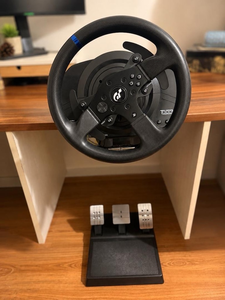 Thrustmaster T300RS GT 1080° Dönüş Açılı (PC-PS) Pedal ve Direksiyon - 3