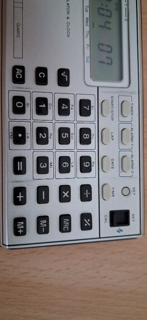 CASIO ML-82 PİYANO CALAN HESAP MAKINESI VE SAAT ALARM - 4