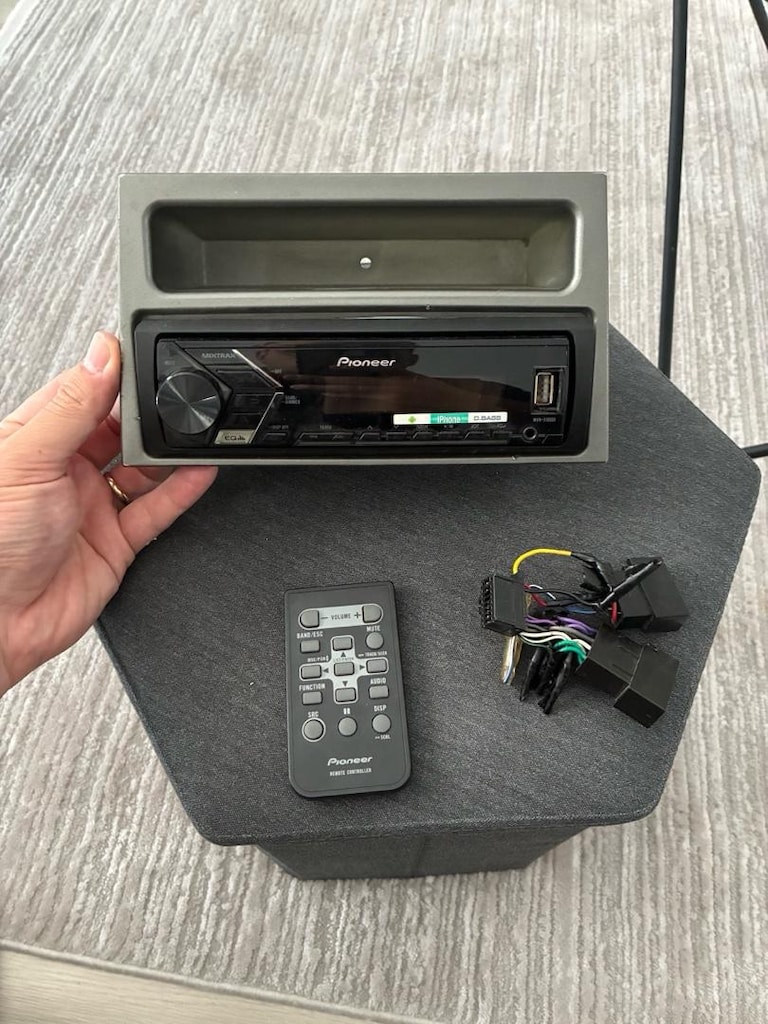 Pioneer MVH-S105UI USB-Aux İPhone ve Android serisi