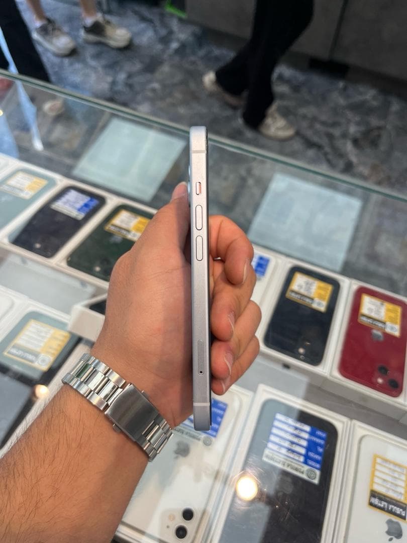 İPHONE 15 - 5
