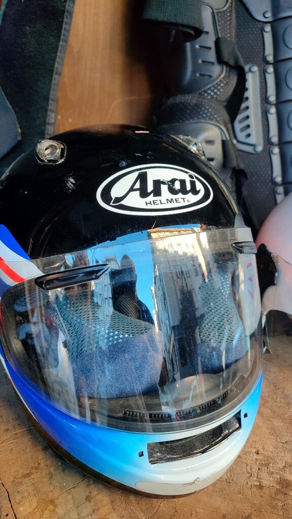 arai kask - 3