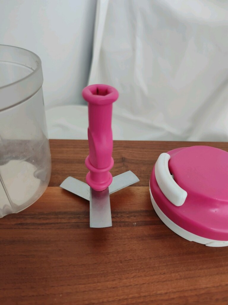Tupperware şef 2 Bıçaklı Doğrayıcı - 4