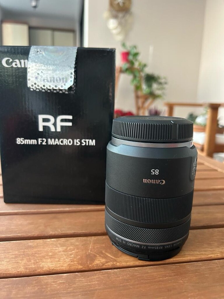 Canon 85MM Macro Lens Rf - 3
