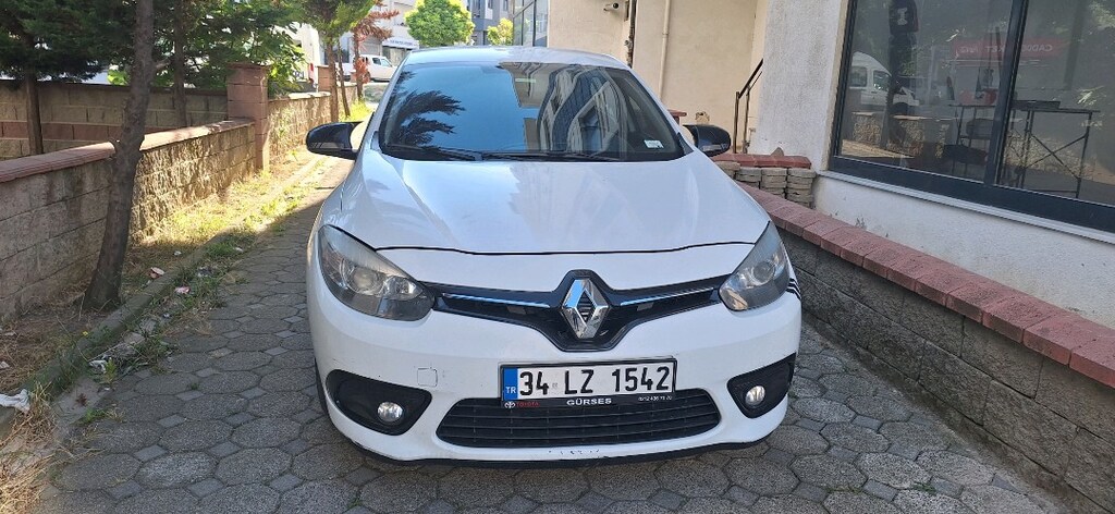 TEMIZ OTOMATIK AILE ARABASI - 18