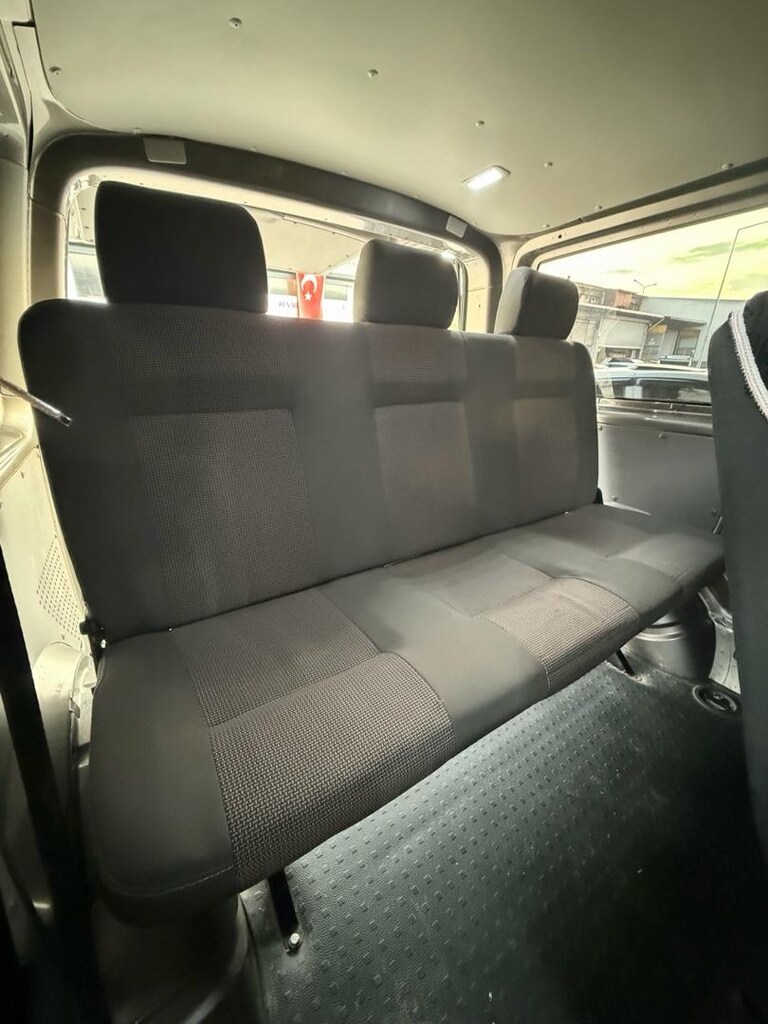 Transporter arka 3 lü koltuk - 2