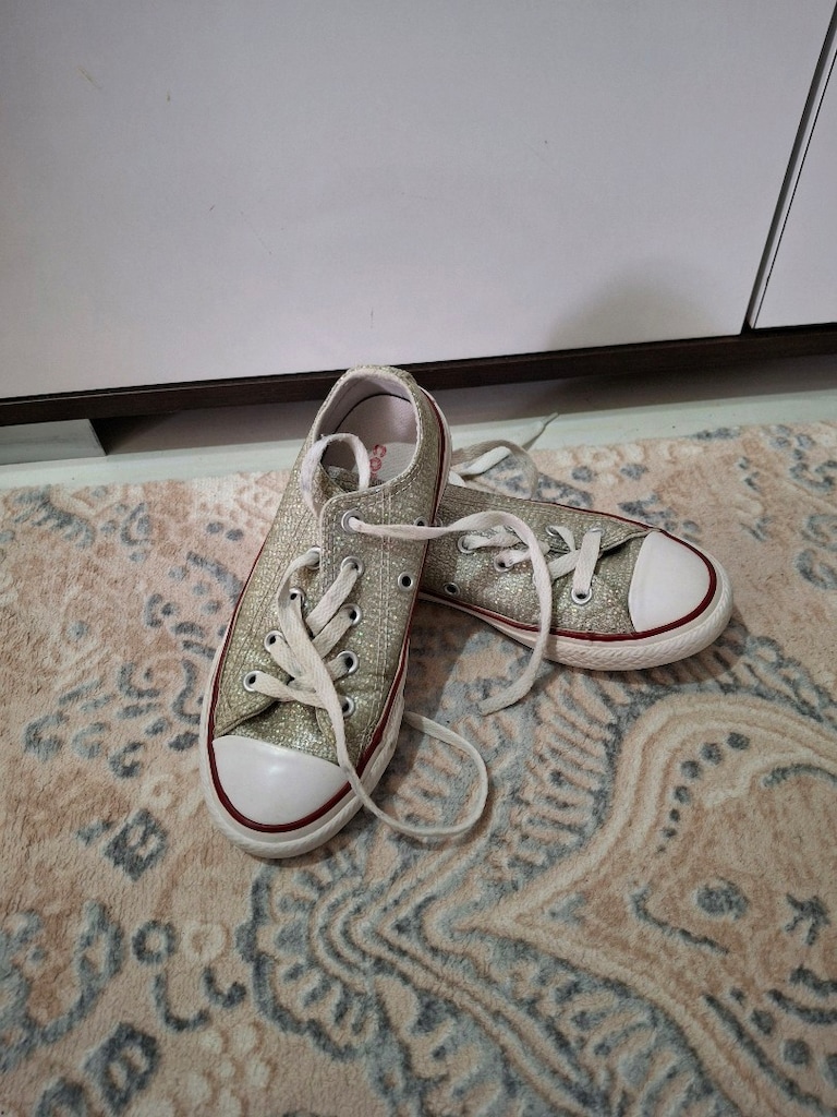 convers kız cocuk