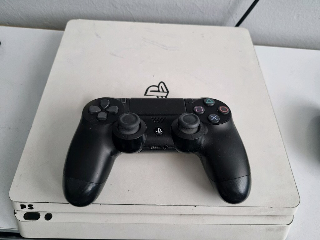 PS4 SLİM 1TB - 3