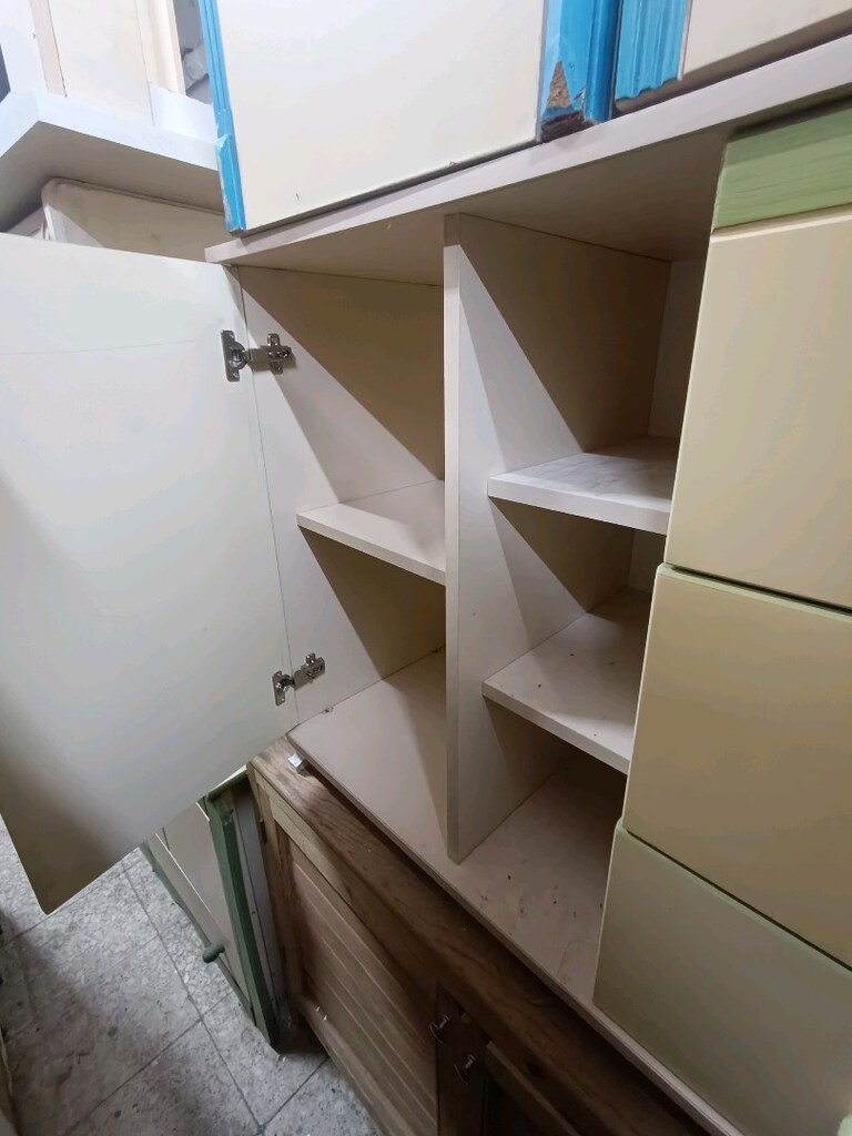 Çekmeceli Kapaklı dolap - 2