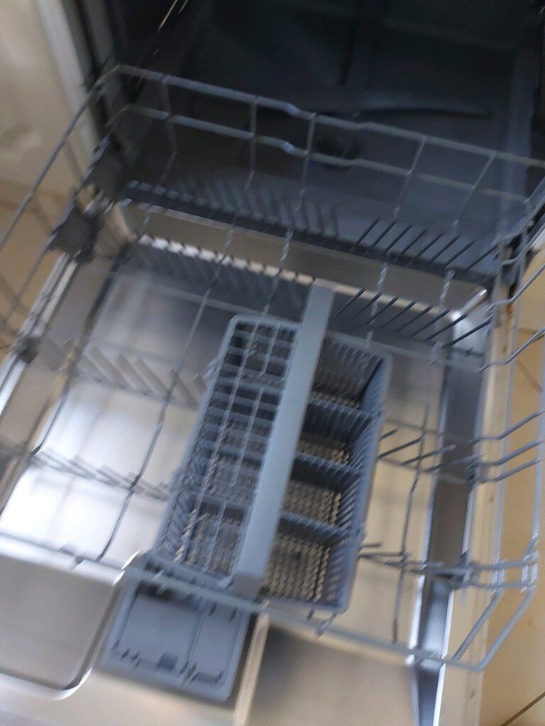 Bosch. bulaşık makinesi tertemiz - 9