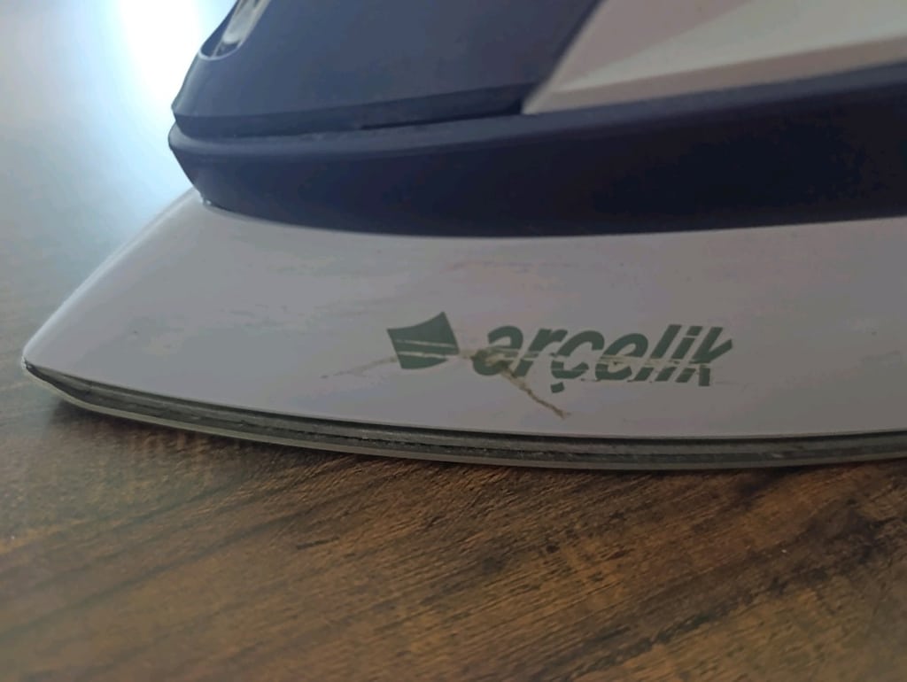 Arçelik K 4248 Buharlı Ütü (2400W / Otomatik Kapanma) - 2