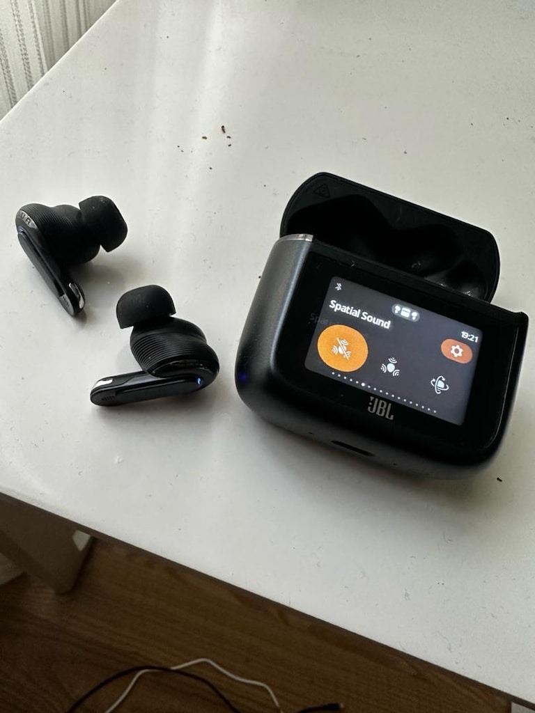 JBL Bluetooth kulaklık