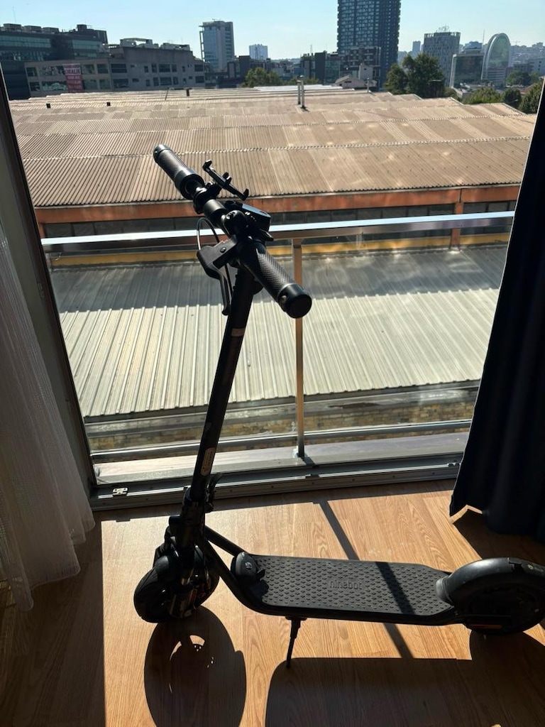 Segway f2 model Scooter - 8