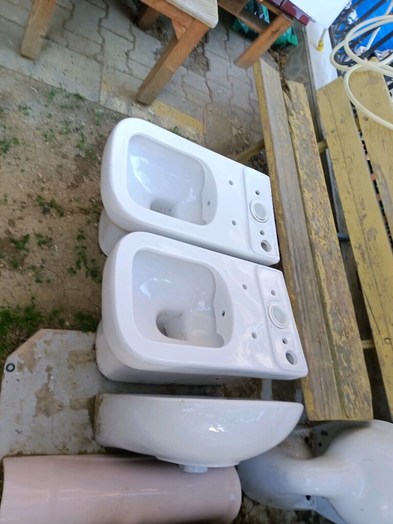 2 adet Duvara çıkışlı yeni gibi alt klozet - 7