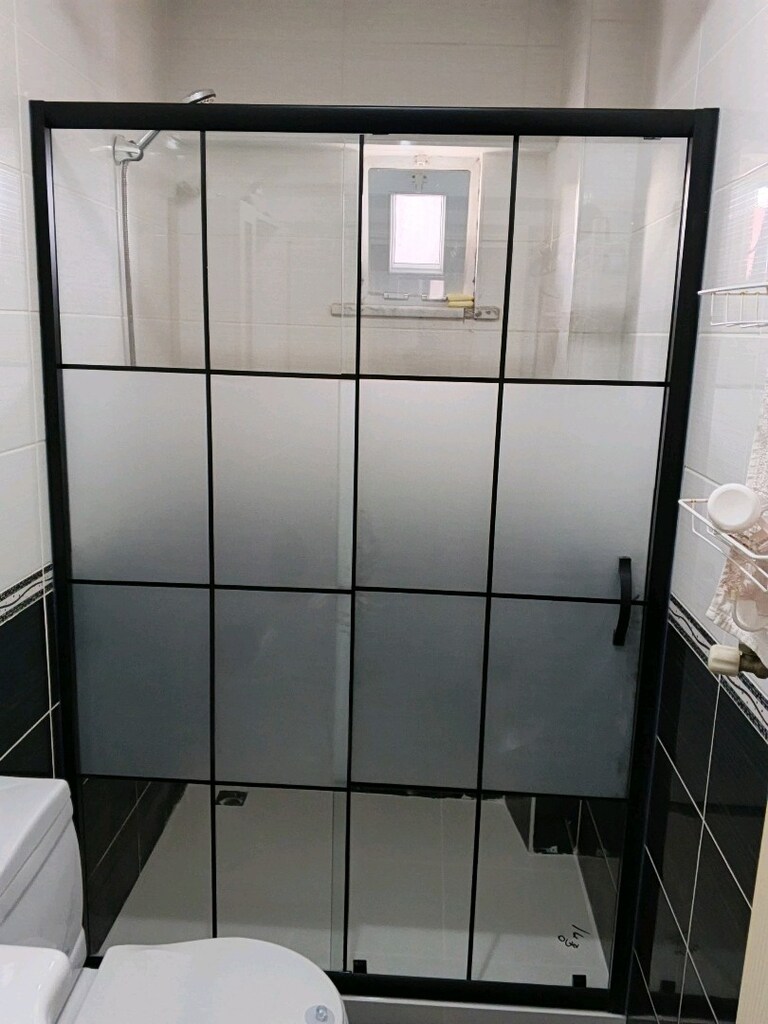 DUŞAKABİNDE FIRSAT - 16